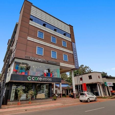 Oyo Townhouse 1070 Ramis Plaza Hotell Tullipurmbu Eksteriør bilde